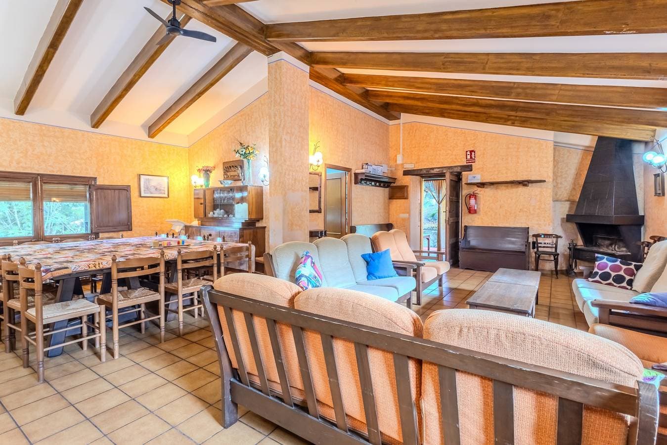 Foto 5 von 33: Landhaus 'Can Guidic' mit Bergblick, privatem Pool und WLAN