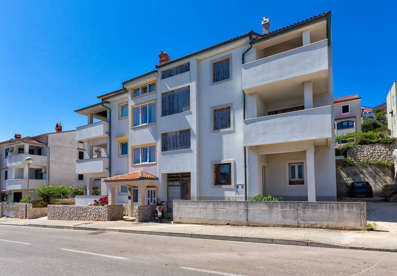 Foto 3 von 19: 1-Zimmer-Ferienwohnung mit Terrasse und Meerblick Mali Losinj, Losinj -a