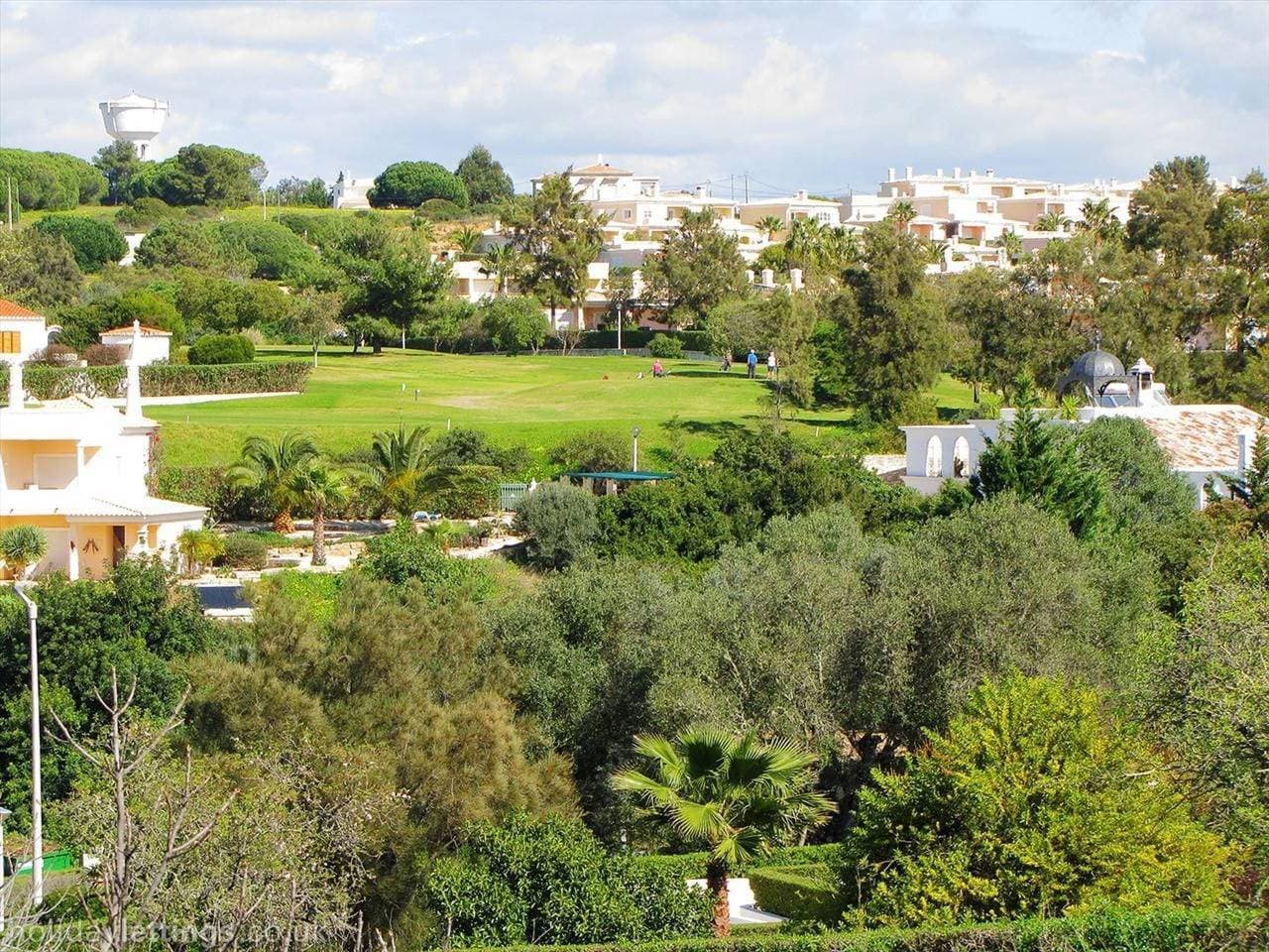 Foto 5 von 44: Große Wohnung in Carvoeiro mit Möblierter Terrasse