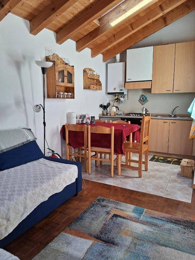 Foto 4 von 28: Two-Bedroom Apartment
