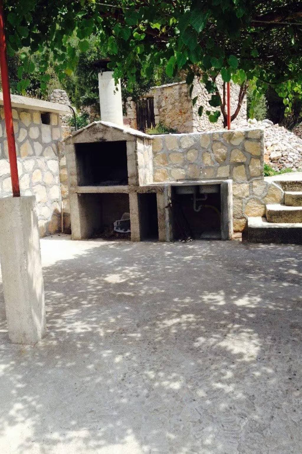 Foto 5 von 22: 3-Zimmer-Haus am Strand Bucht Srhov Dolac, Hvar