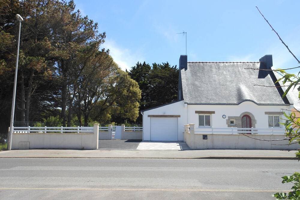 100m² Haus mit 480m² umzäuntem Garten 200m vom Meer entfernt 1