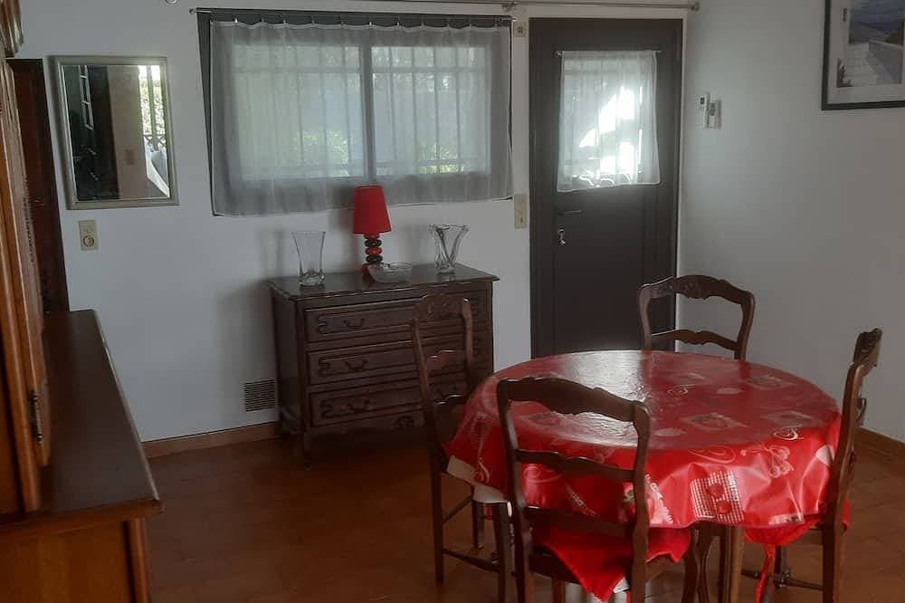 Foto 10 von 10: Charming cottage in quiet, secure residence.