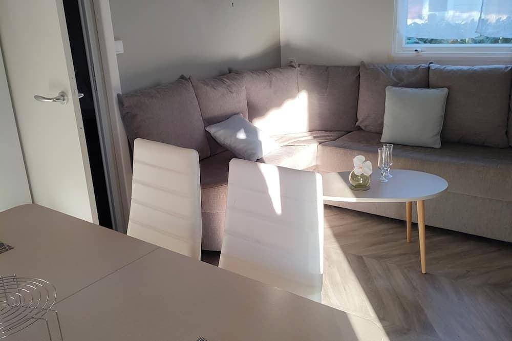Foto 11 von 18: 8-person mobile home, ideal for families! Sheets & towels included
