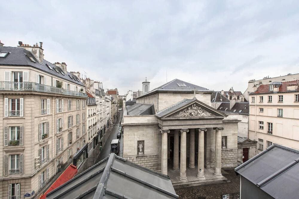 Foto 12 von 13: Modern & Design Flat in the heart of the Marais