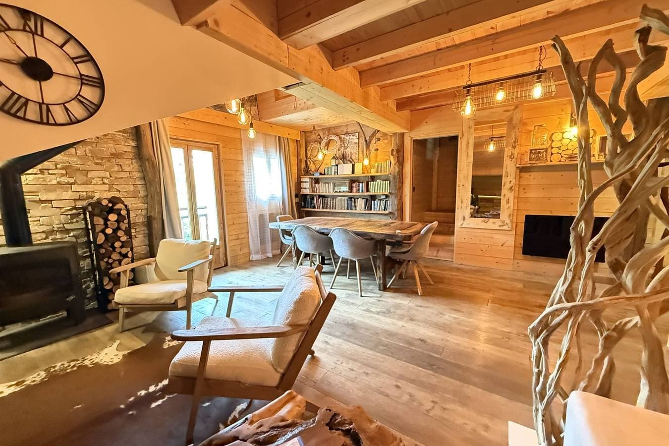 Foto 9 von 24: Ferienwohnung für 8 Personen mit Balkon