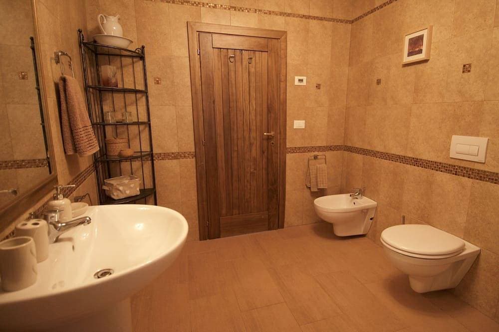 Foto 5 von 30: Ein eigenständiges Ferienhäuschen für 1 oder 2 Personen mit einem privaten 12 x 4 m großen Pool