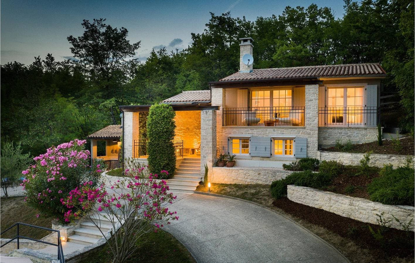 Foto 6 von 57: Charmante Unterkunft, 2 km von Pićan entfernt: 120 m² große Ferienwohnung mit Pool und WLAN