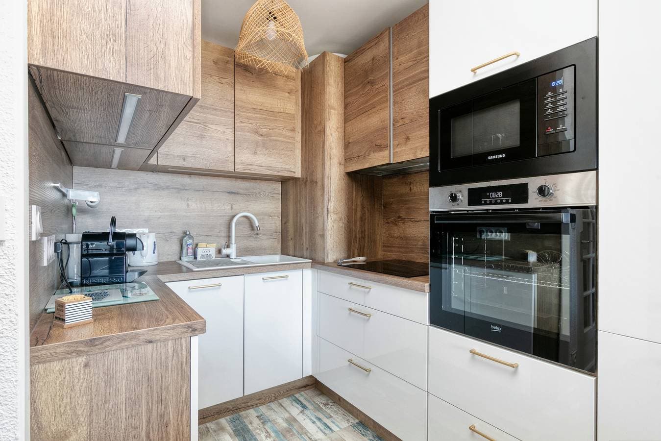 Foto 8 von 30: Ferienwohnung 'Appartement Vue Mer 20m De La Plage' mit privater Terrasse