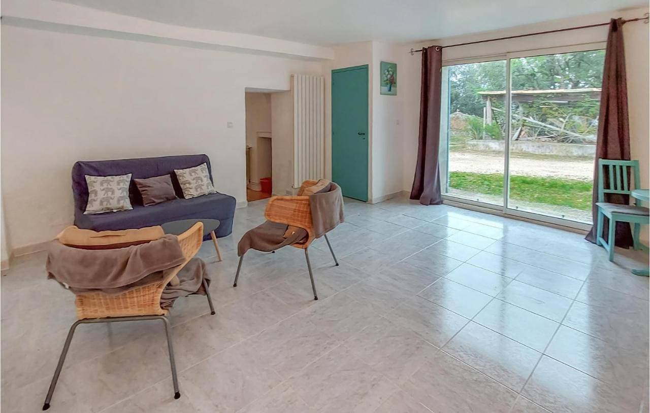Foto 2 von 21: Two-Bedroom Holiday Home