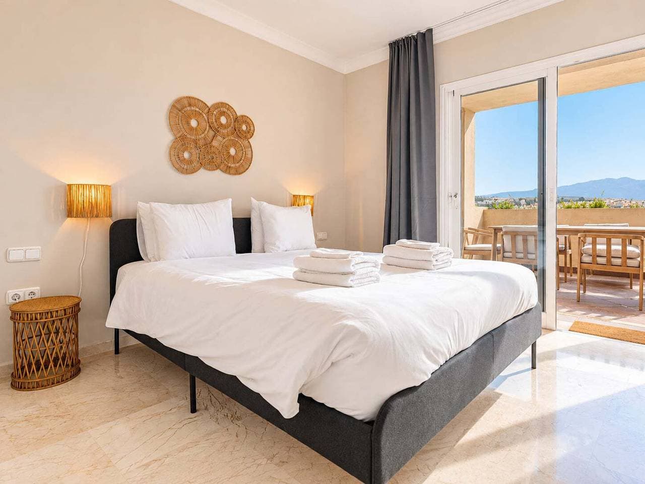 Foto 2 von 25: Ferienwohnung für 6 Personen mit Pool