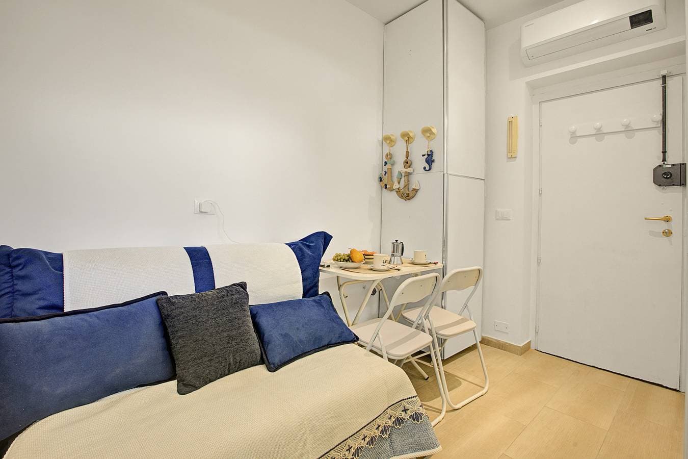 Foto 11 von 27: Jolie Sur La Mer - Petit Studio with Shared Pool