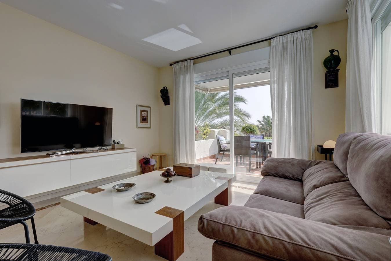 Foto 3 von 25: Ferienwohnung Costalita mit Meerblick, Terrasse, Gemeinschaftspool und WLAN