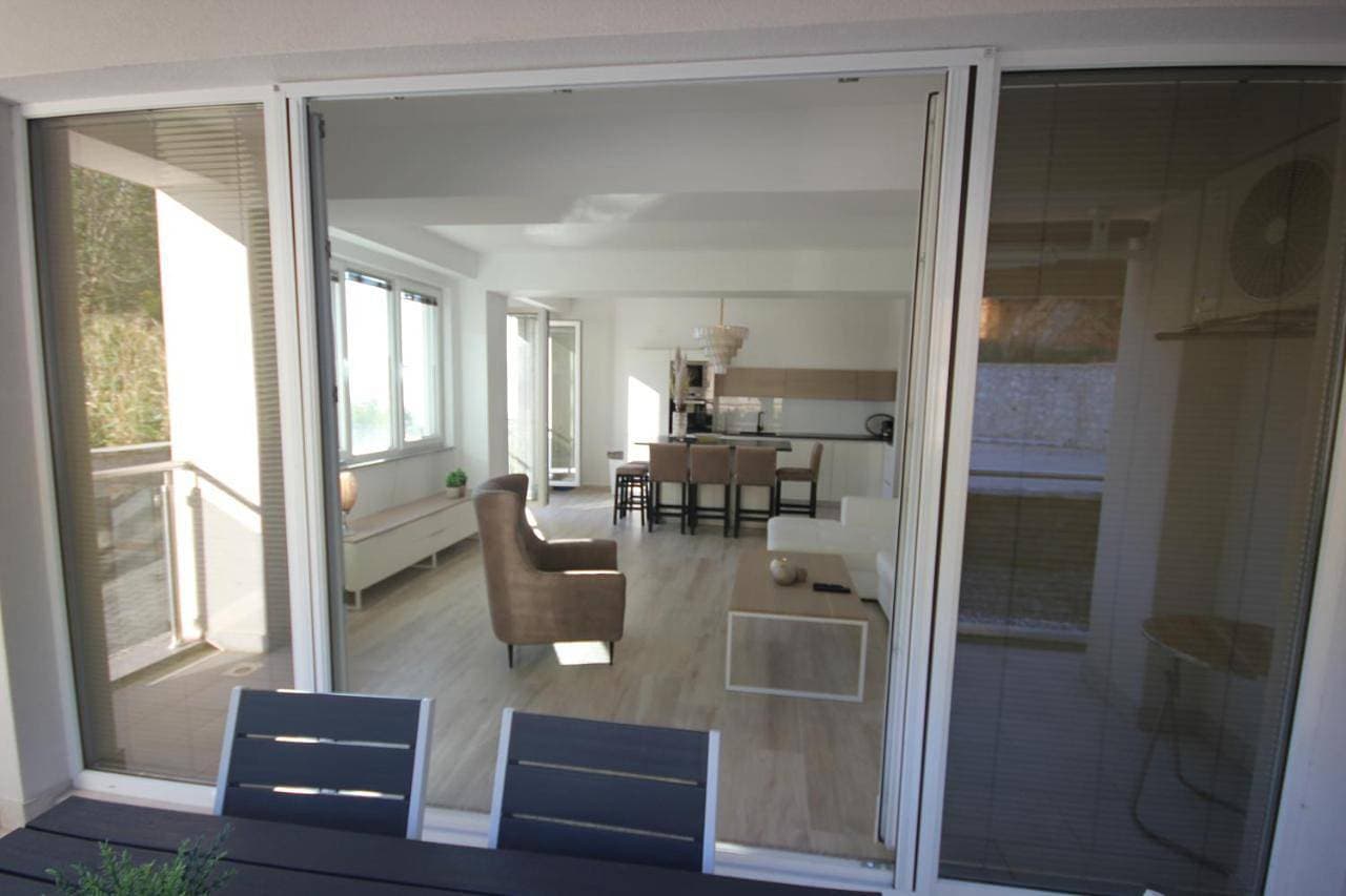 Foto 5 von 33: One-Bedroom Apartment