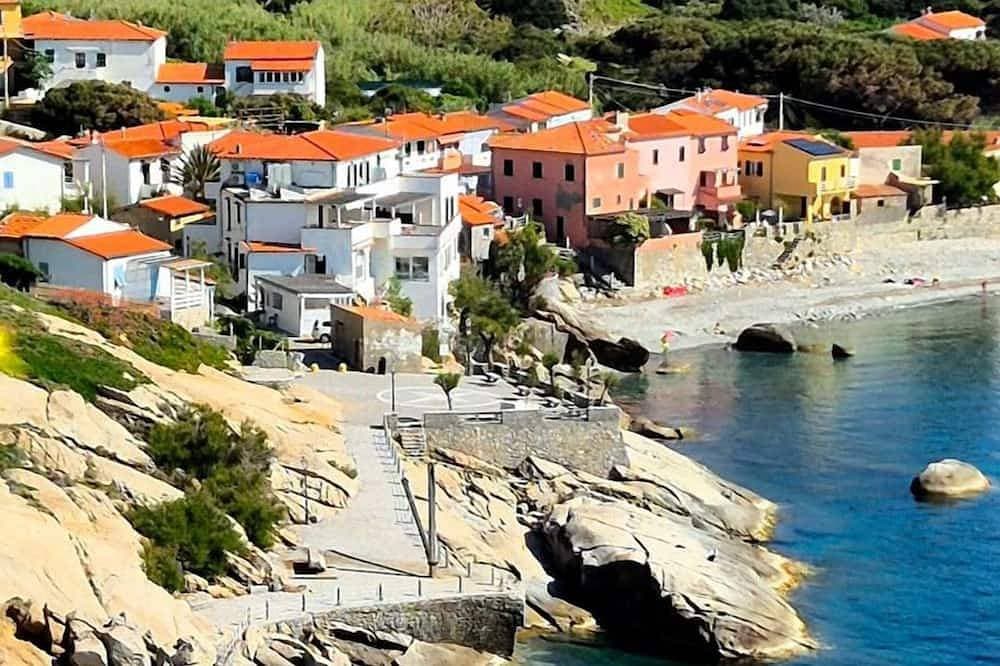 Brand new apartment terrace sea view detached cottage Pomonte Last Days 24-31ago 1