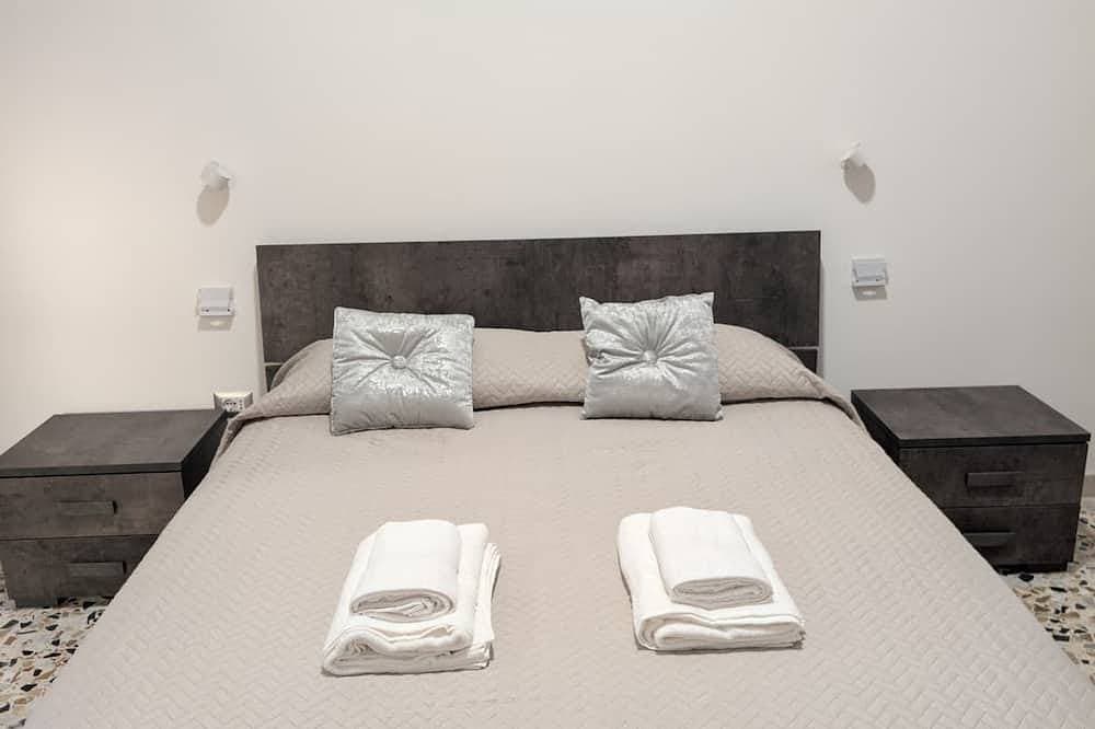 Koras 142 - Guest House: A beautiful, bright apartment in the heart of Sennori 1