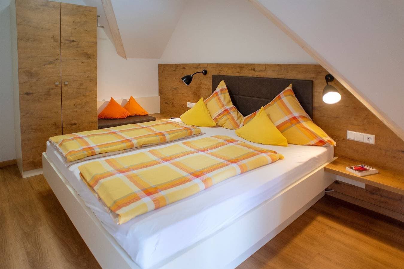 Foto 13 von 17: Ferienwohnung Löwenzahn mit Bergblick, Gemeinschaftsterrasse und WLAN