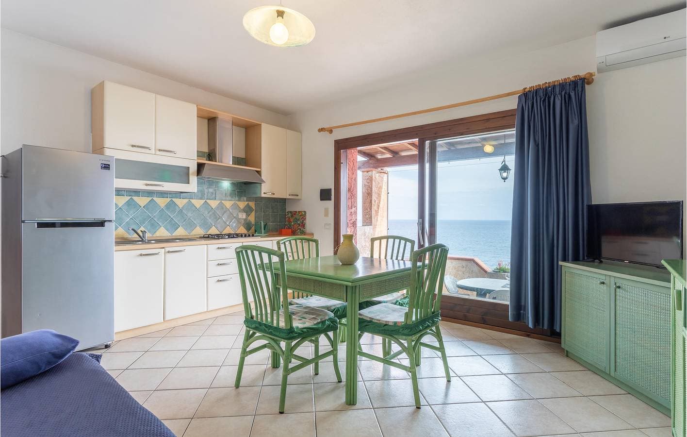 Foto 4 von 30: Gemütliche Wohnung am Strand 500m von Porto Tramatzu
