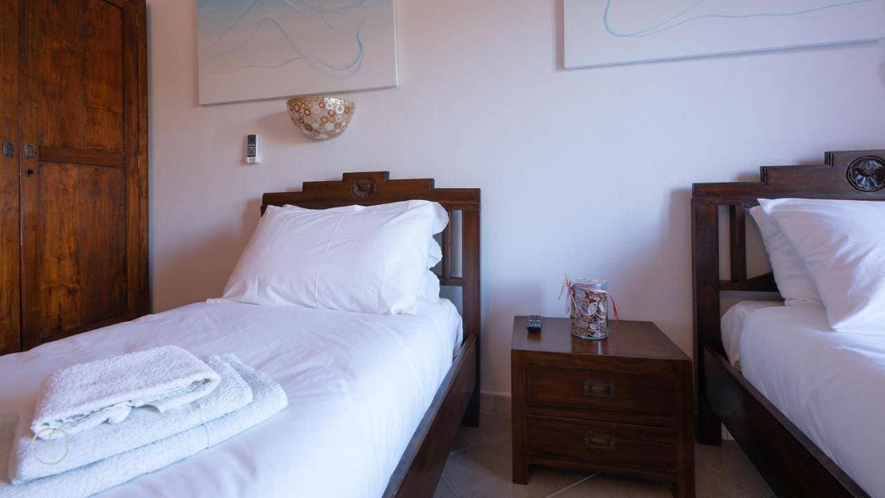 Foto 6 von 24: Triple Room with Private Bathroom