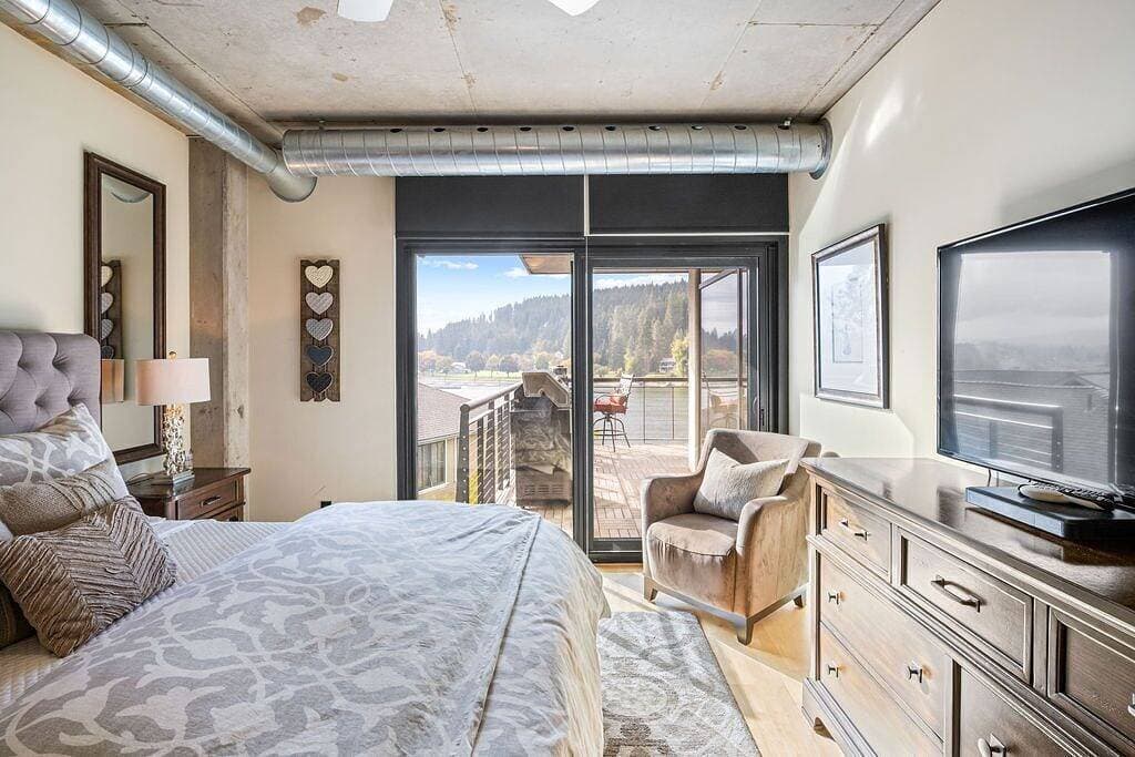 Foto 12 von 27: Schöne Waterfront Condo - Jetzt für Monatsmieten