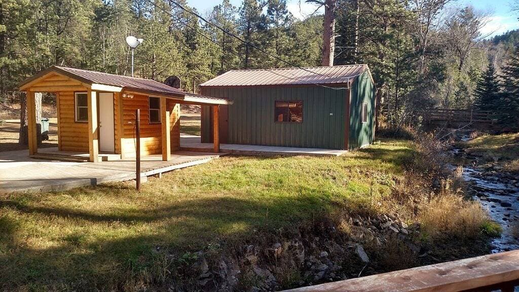 Foto 5 von 43: Cosy Stream-Side Cabin Zentral In Den Schwarzen Nordhügeln