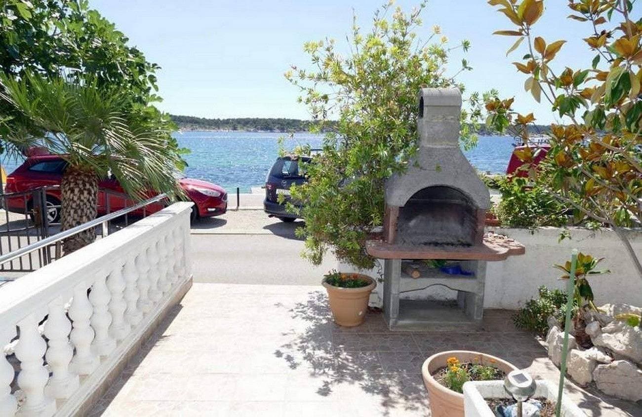 Foto 10 von 10: 1-Zimmer-Ferienwohnung am Strand Barbat, Rab -a
