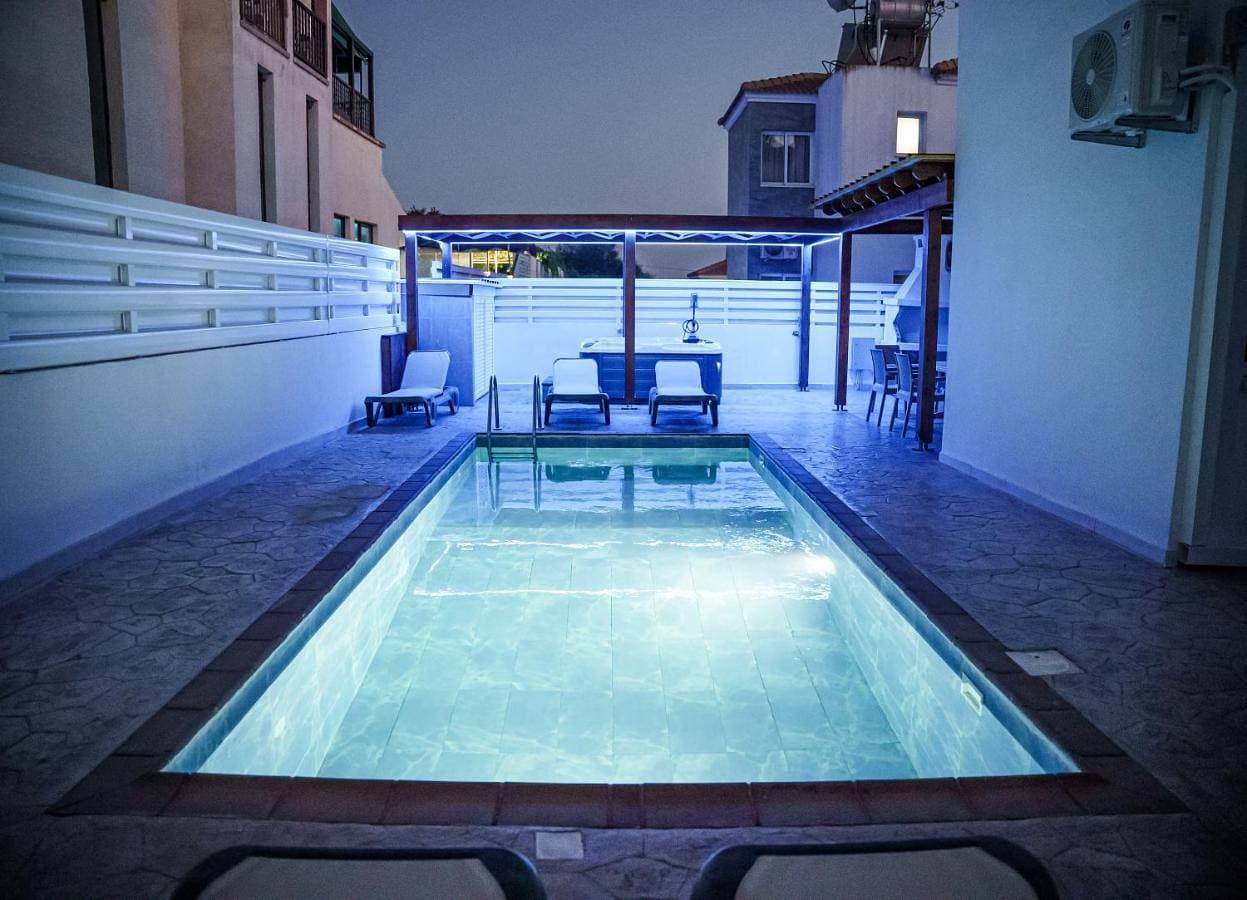 Nissi Villa Sotia 1