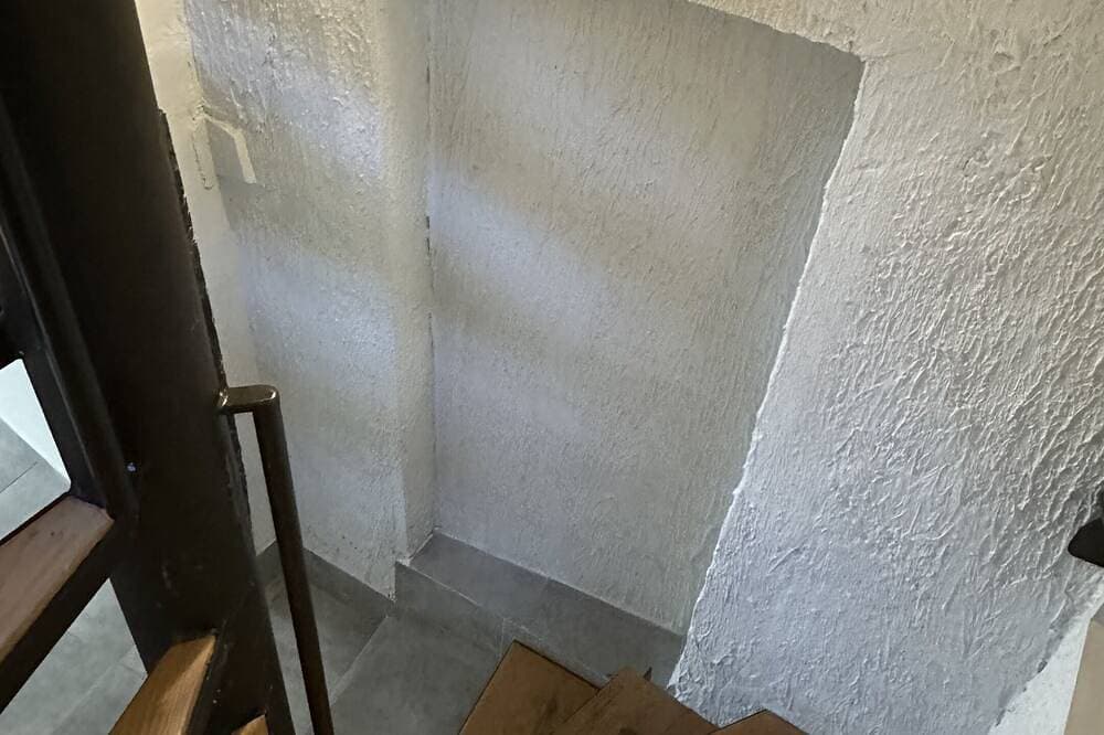 Foto 7 von 8: Apartment-Ensuite mit Dusche