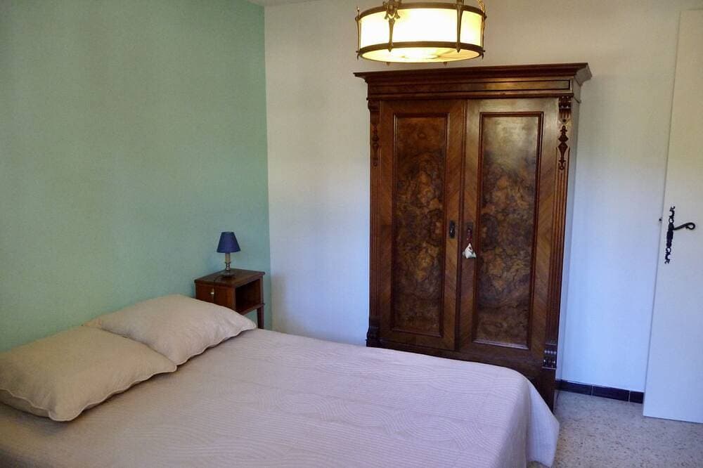 Foto 3 von 16: Pampelonne Strand-Center, Erdgeschoss eines Hauses, 2500 m2 Grundstück