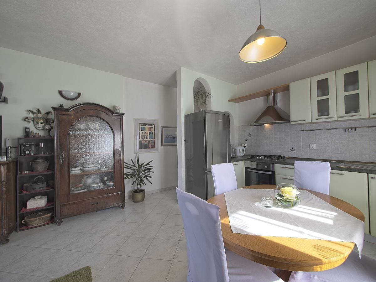 Foto 10 von 26: 2-Zimmer-Ferienwohnung mit Terrasse und Meerblick Postira, Brac A-11582-a