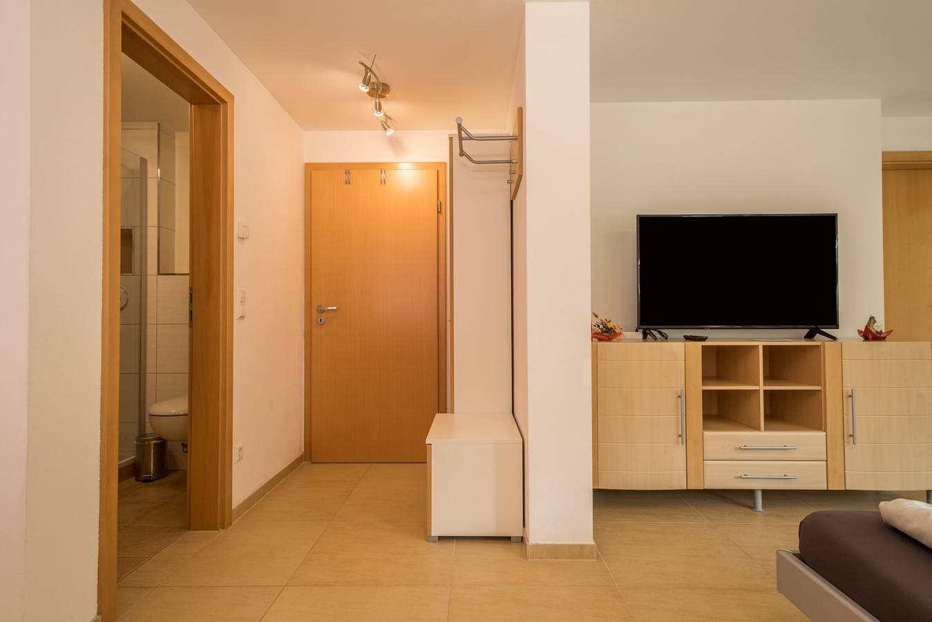 Foto 3 von 17: Charmantes Einzimmerapartment "Casa Rindler" mit Blick auf die Berge