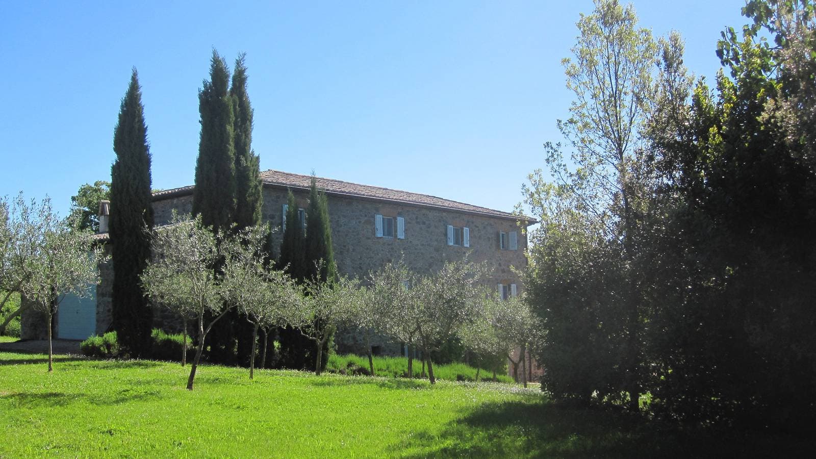Foto 9 von 42: Villa für 14 Personen mit Garten