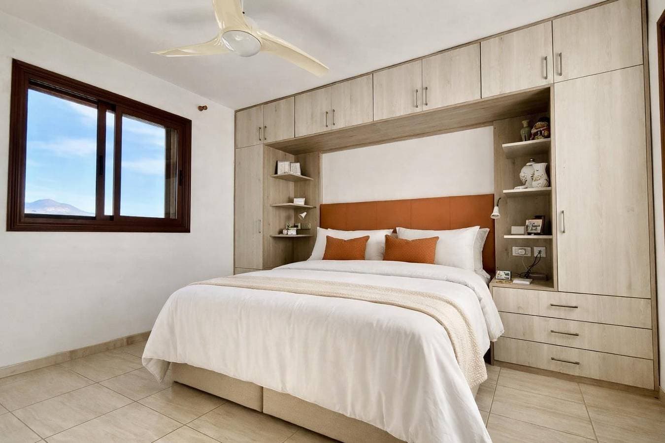Foto 6 von 56: Ferienwohnung für 2 Personen mit Meerblick