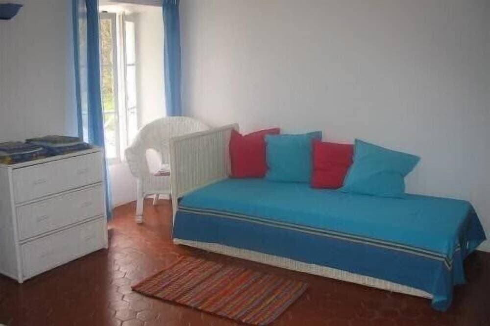 Foto 9 von 29: Provenzalisches Landhaus mit Swimmingpool auf Grundstück aus dem 18. Jahrhundert