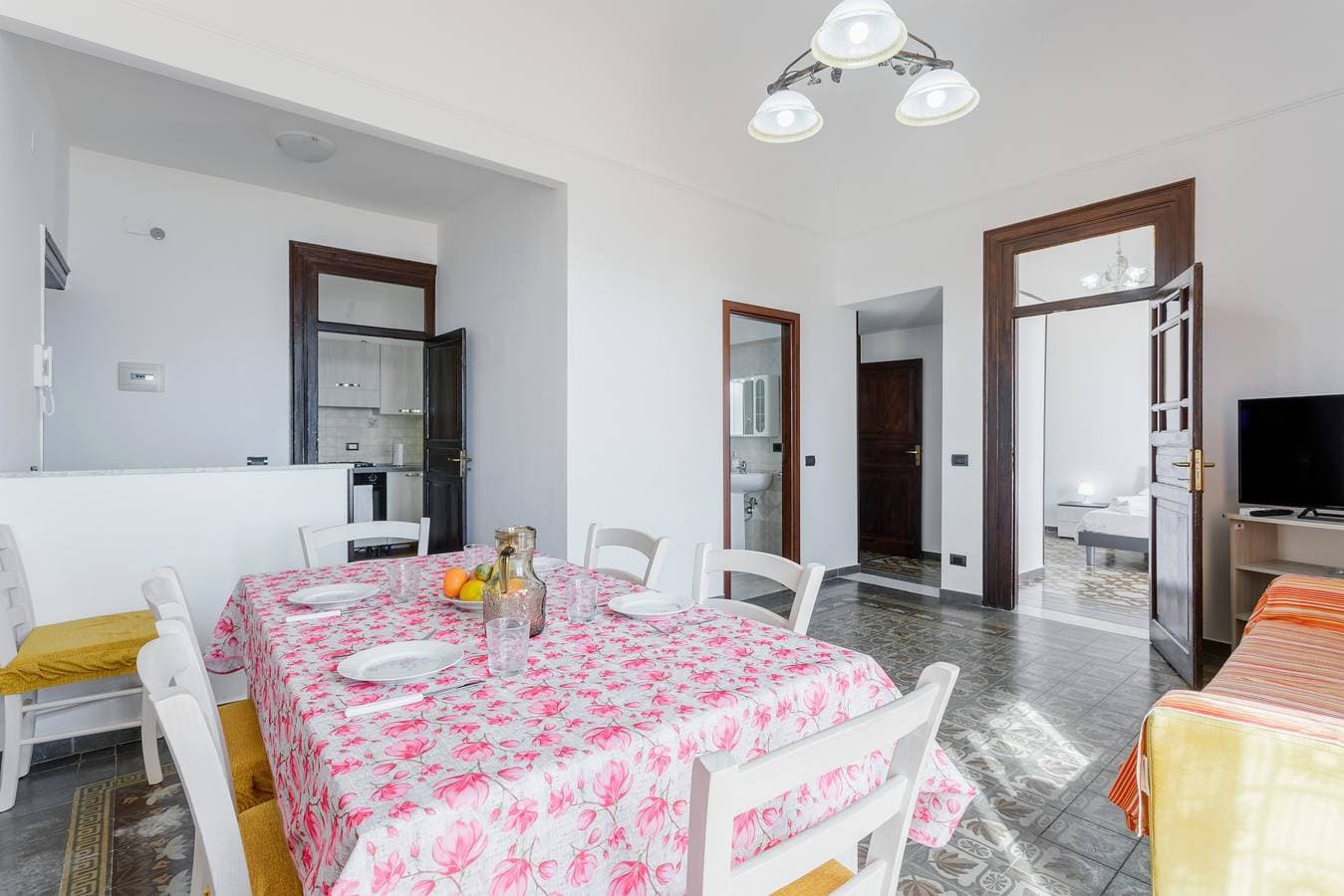 Foto 4 von 29: Ferienwohnung "Cla E Max" mit 4 Balkonen und WLAN