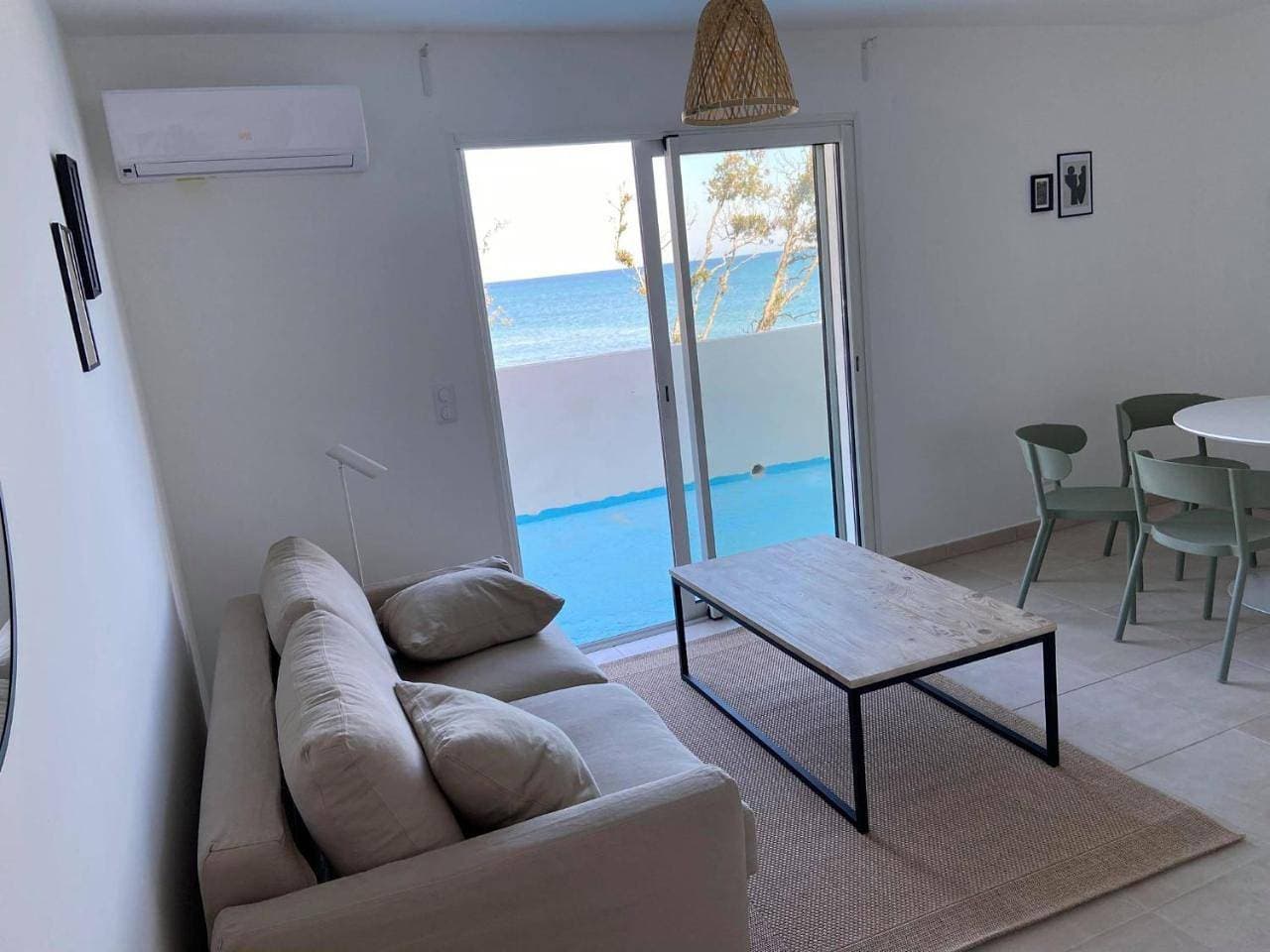 Foto 6 von 19: Two-Bedroom Apartment with Sea View