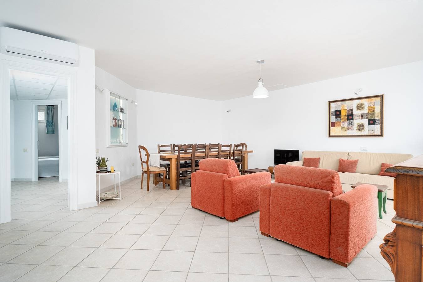 Foto 8 von 35: Ferienwohnung 'La Vela Arancione' mit Gemeinschaftspool, WLAN und Klimaanlage