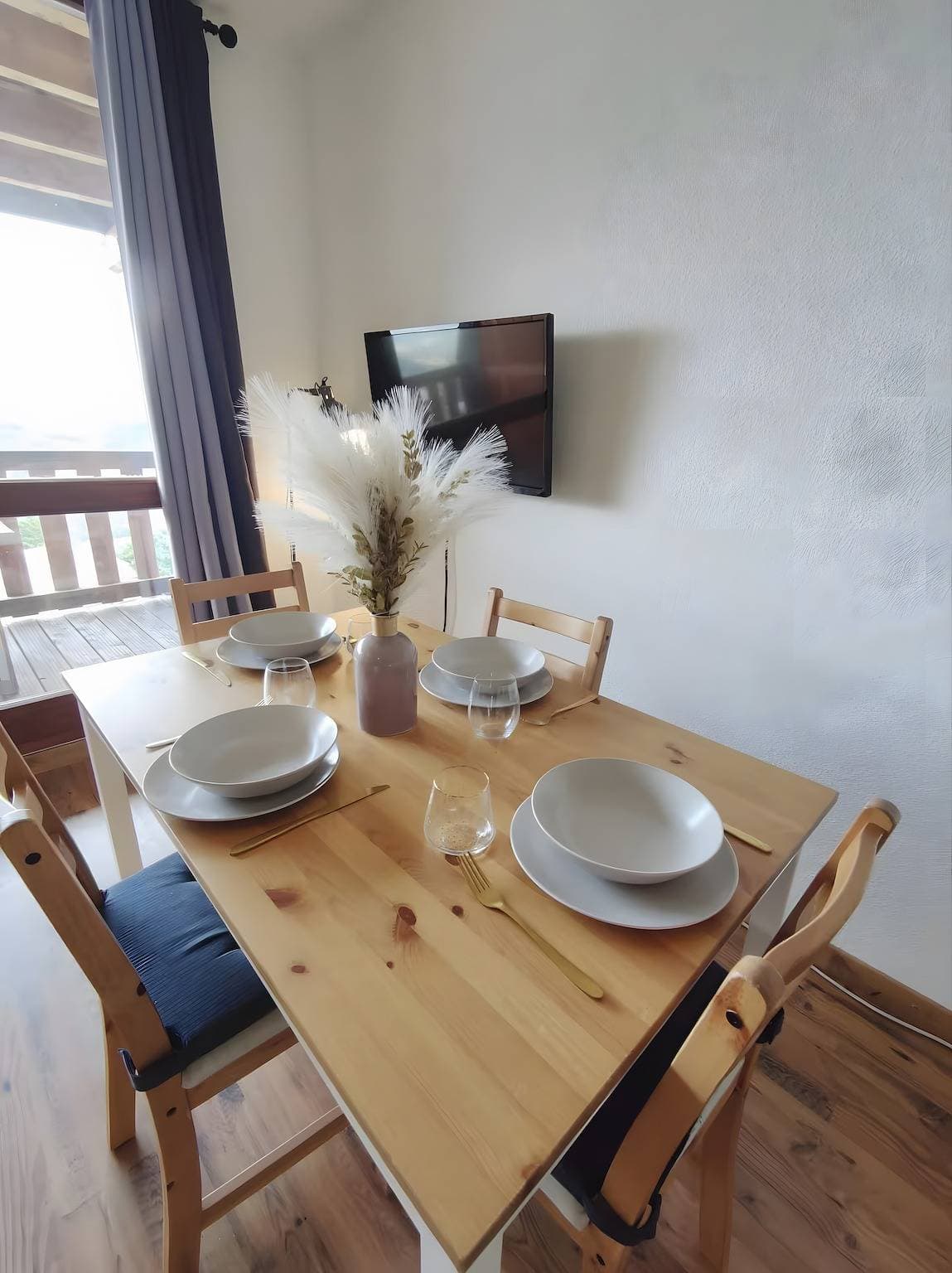 Foto 4 von 24: Appartement 'Studio Im Herzen von Praloup' mit Bergblick und Privater Terrasse