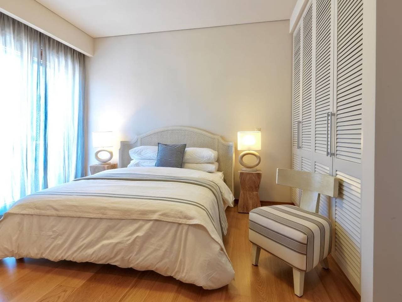 Foto 13 von 45: Villa für 16 Personen mit Balkon