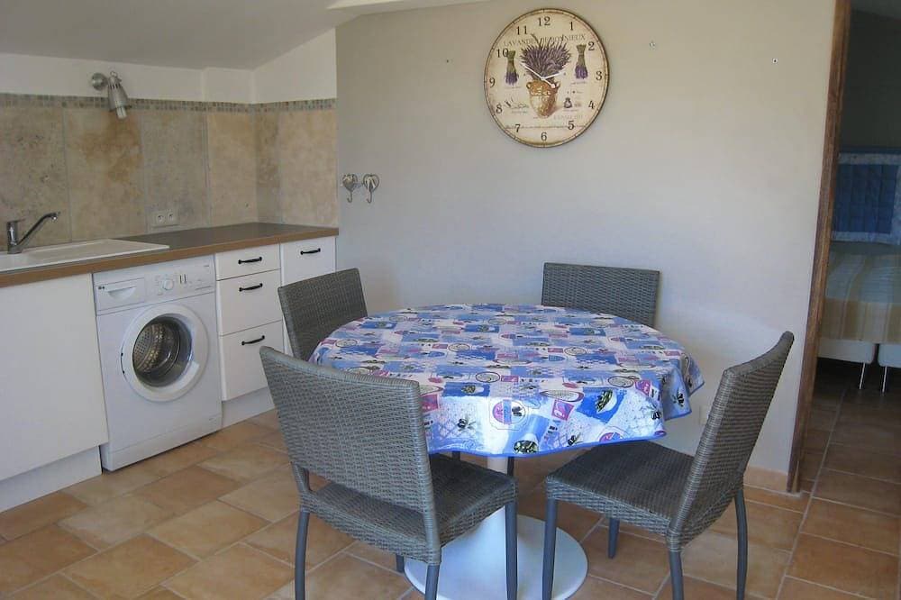 Foto 5 von 6: Comfortable Gite Swimming Pool Garden