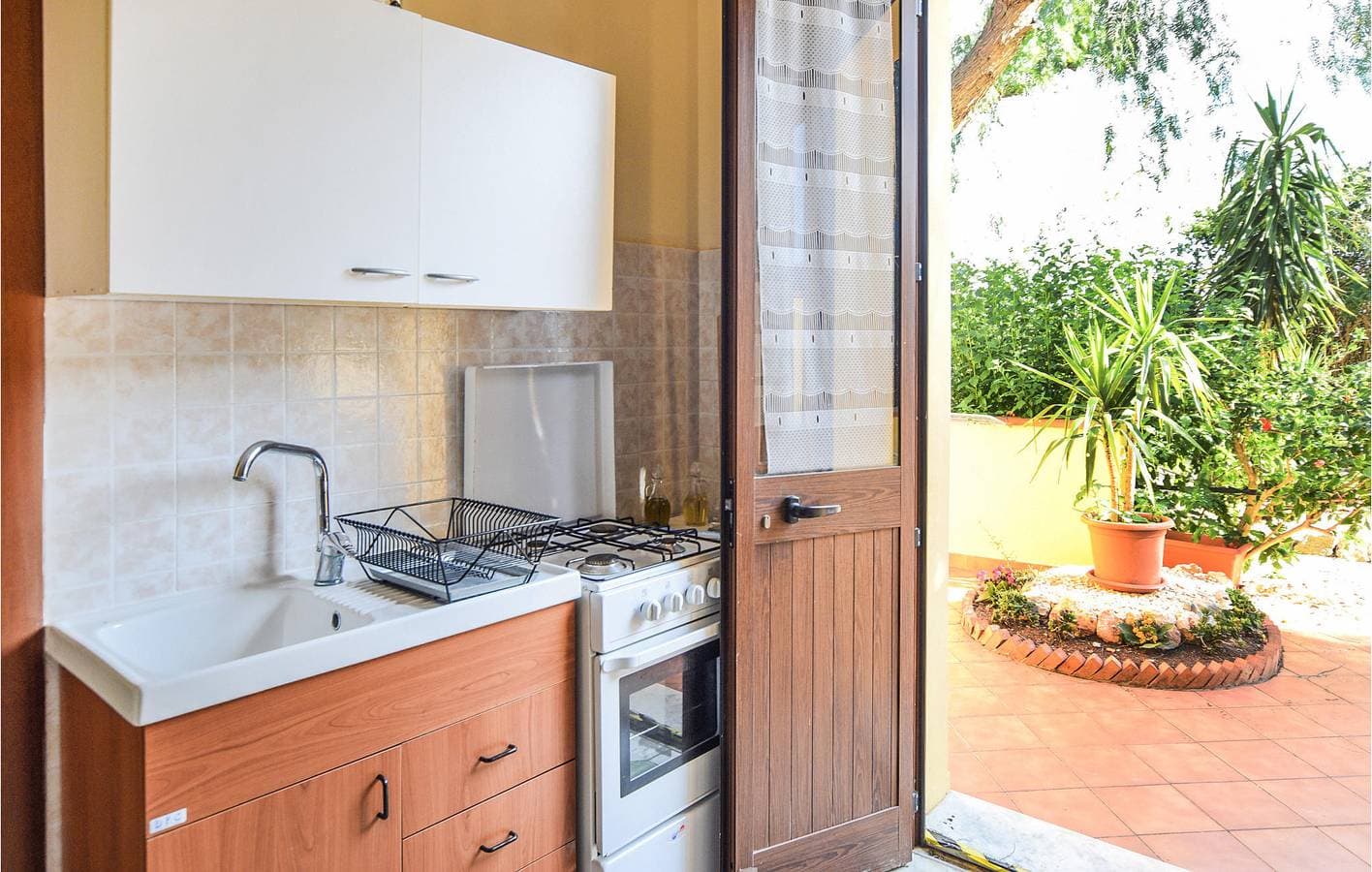 Foto 4 von 16: Gemütliches Apartment mit AC, Terrasse und Parkplatz, 1,5 km zum Stadtzentrum