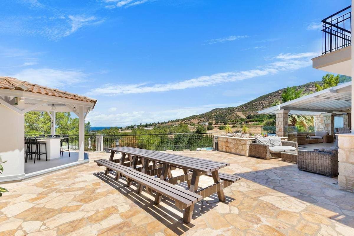 Villa Charno 1