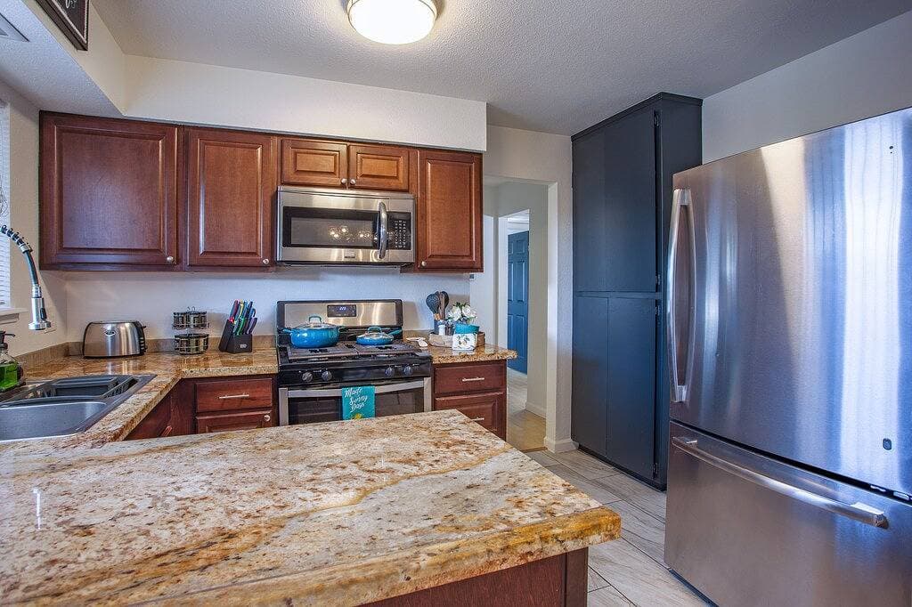 Foto 13 von 31: Stylish♡ fully renovated 1.5 hr from Yosemite