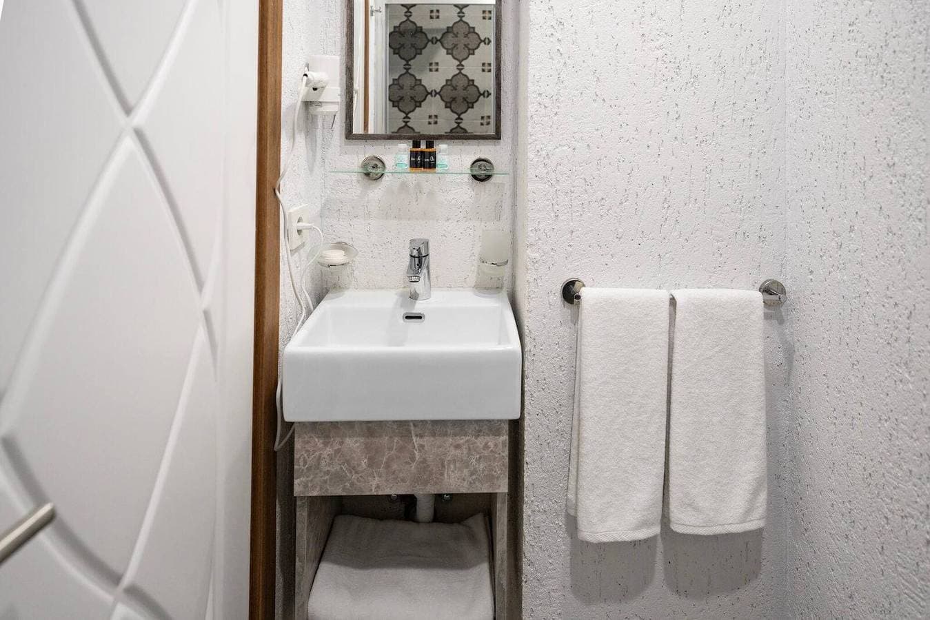 Foto 2 von 12: Taksim-Platz - Deluxe Studio 301