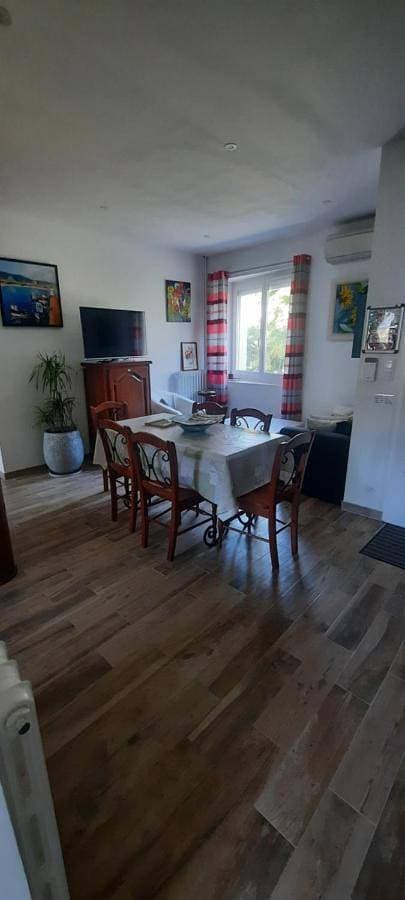 Foto 5 von 8: Double Room with Garden View