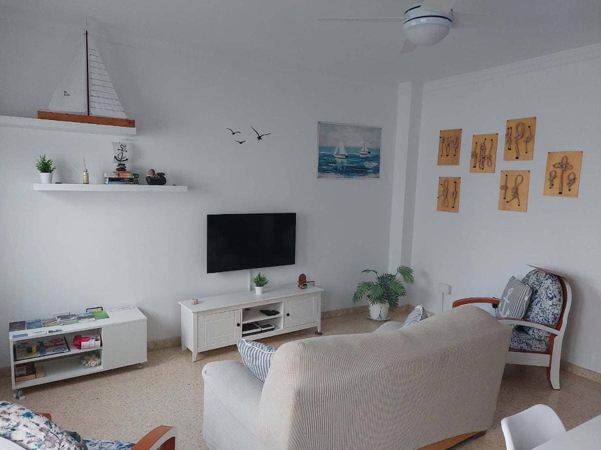 Foto 2 von 34: Two-Bedroom Apartment