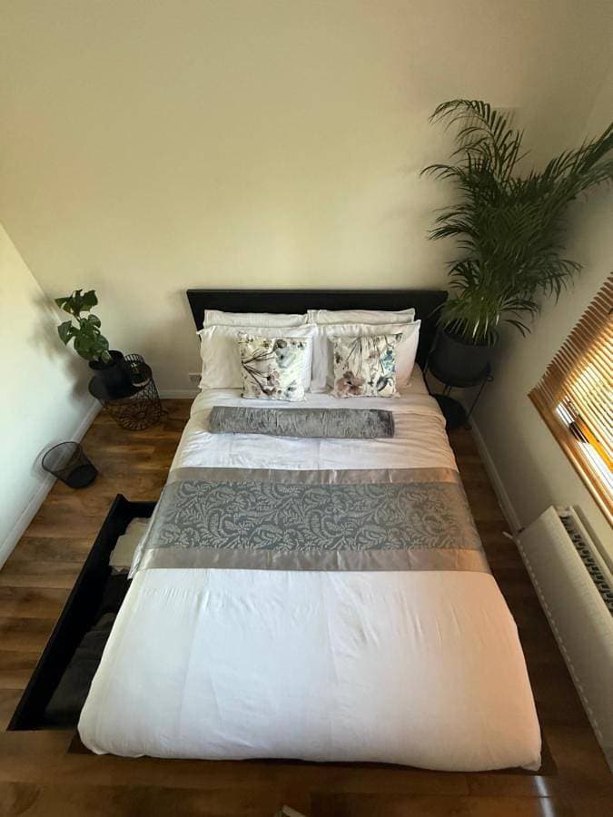 Foto 3 von 9: Double Room with Garden View