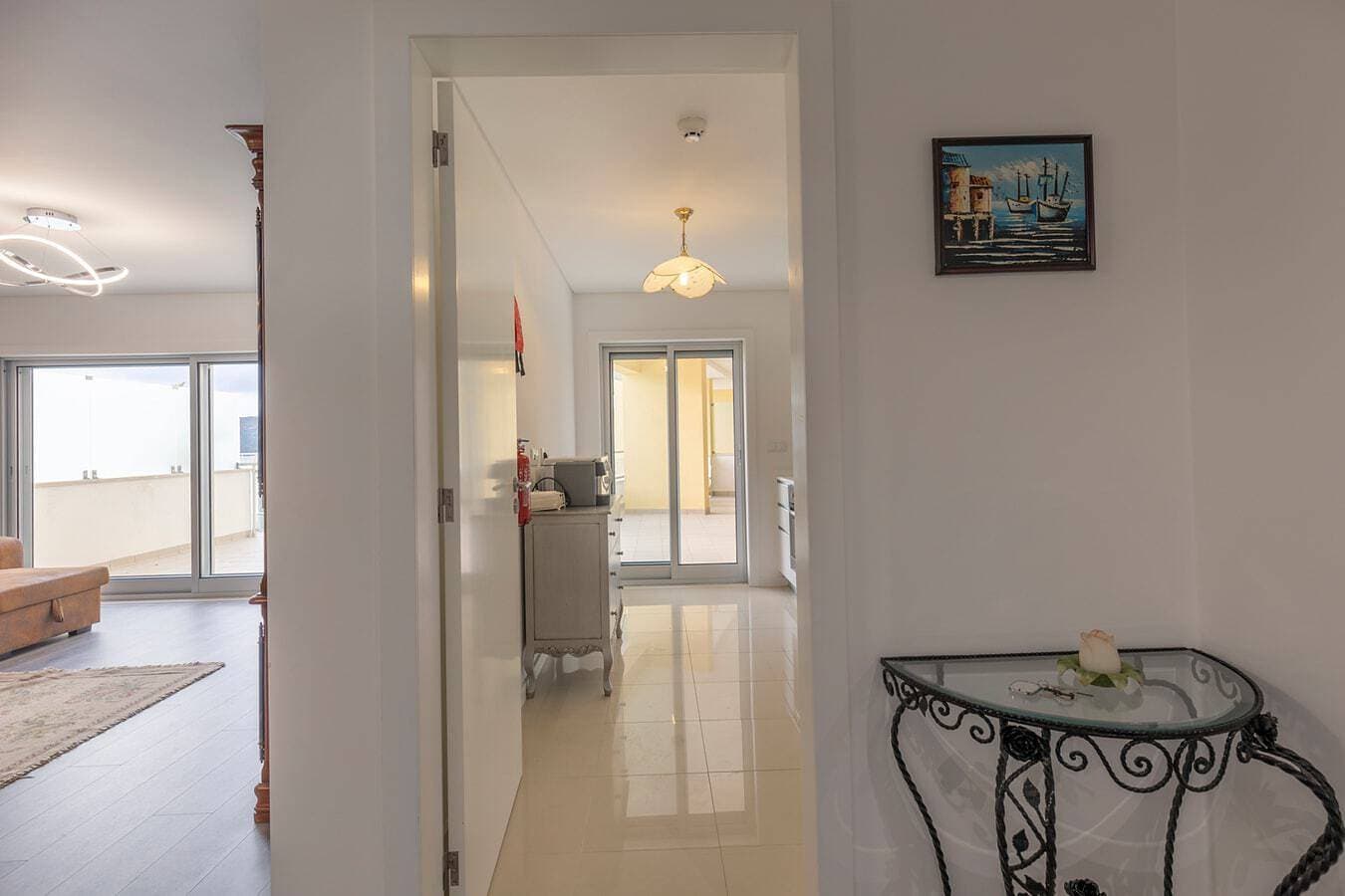 Foto 6 von 39: Ferienwohnung für 4 Personen mit Balkon/Terrasse