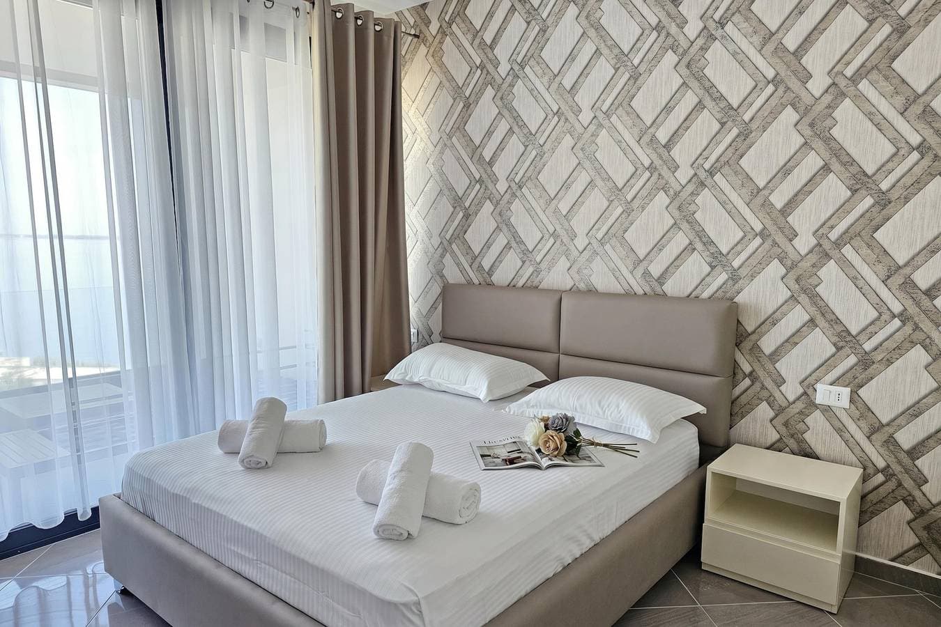Foto 4 von 20: Sunset Luxury Apartment /w Panoramic Sea View