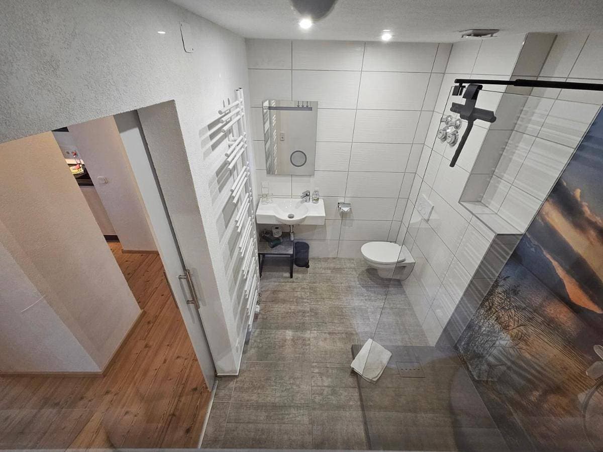 Foto 4 von 10: Three-Bedroom Apartment